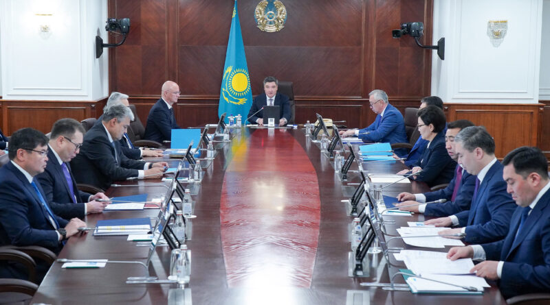 ҮКІМЕТ БІРІНШІ ЖАРТЫЖЫЛДЫҚТА ЖІӨ-НІҢ 6,2%-ҒА ӨСУІН ҚАМТАМАСЫЗ ЕТТІ – ПРЕМЬЕР-МИНИСТР НАҚТЫ МІНДЕТТЕР ЖҮКТЕДІ