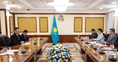 ПРЕЗИДЕНТТІҢ ЦИФРЛАНДЫРУ САЛАСЫНДАҒЫ ТАПСЫРМАЛАРЫН ЖҮЗЕГЕ АСЫРУ: ОЛЖАС БЕКТЕНОВ «ЯНДЕКС GLOBAL»-ДЫҢ БАС ДИРЕКТОРЫ ДАНИИЛ ШУЛЕЙКОМЕН ЦИФРЛЫҚ СЕРВИСТЕРДІ ДАМЫТУДЫ ТАЛҚЫЛАДЫ