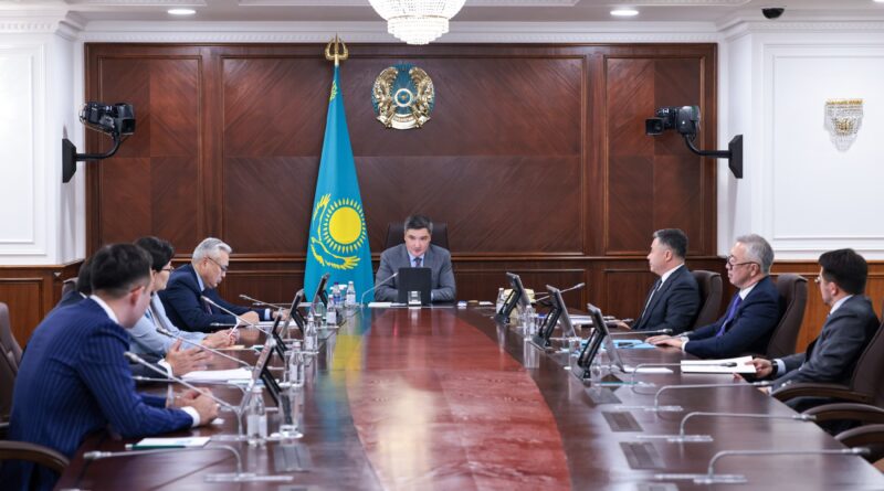 ҮКІМЕТТЕ ПРЕЗИДЕНТТІҢ АШЫҚТЫҚТЫ АРТТЫРУ ҮШІН БЮДЖЕТТІК САЯСАТҚА ЦИФРЛЫҚ ТЕҢГЕНІ ИНТЕГРАЦИЯЛАУ ЖӨНІНДЕГІ ТАПСЫРМАСЫНЫҢ ОРЫНДАЛУ БАРЫСЫ ҚАРАЛДЫ