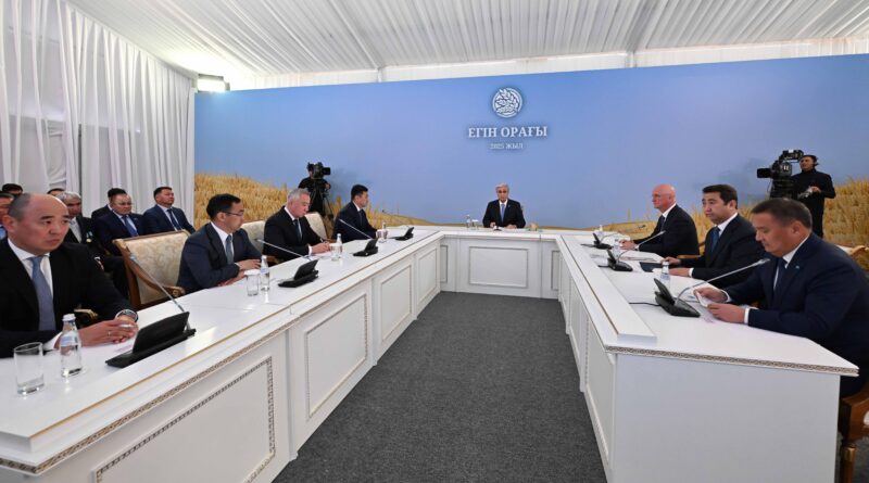 МЕМЛЕКЕТ БАСШЫСЫ ЕГІН ЖИНАУ НАУҚАНЫНА АРНАЛҒАН КЕҢЕС ӨТКІЗДІ