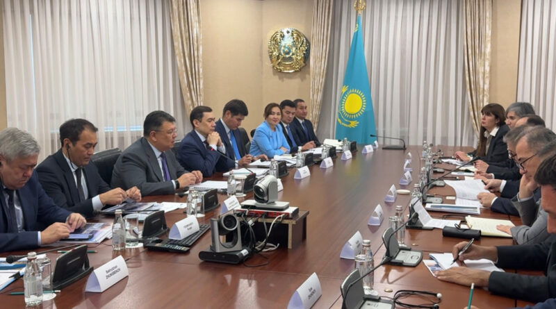 ВИЦЕ-ПРЕМЬЕР КАНАТ БОЗЫМБАЕВ ВСТРЕТИЛСЯ С ПРЕДСТАВИТЕЛЯМИ ВСЕМИРНОГО БАНКА