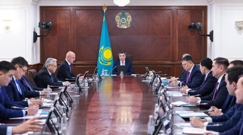 ОЛЖАС БЕКТЕНОВ ДӘРІ-ДӘРМЕК ПЕН МЕДИЦИНАЛЫҚ БҰЙЫМДАР БАҒАСЫНЫҢ НЕГІЗСІЗ ӨСУІНЕ ЖОЛ БЕРМЕУДІ ТАПСЫРДЫ