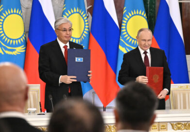 ҚАСЫМ-ЖОМАРТ ТОҚАЕВ ПЕН ВЛАДИМИР ПУТИН МЕМЛЕКЕТАРАЛЫҚ ҚАРЫМ-ҚАТЫНАС ТУРАЛЫ ДЕКЛАРАЦИЯҒА ҚОЛ ҚОЙДЫ