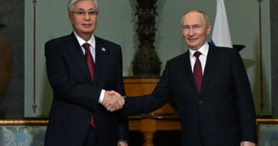 МЕМЛЕКЕТ БАСШЫСЫ ҚАСЫМ-ЖОМАРТ ТОҚАЕВ РЕСЕЙ ПРЕЗИДЕНТІ ВЛАДИМИР ПУТИНМЕН КЕЗДЕСТІ