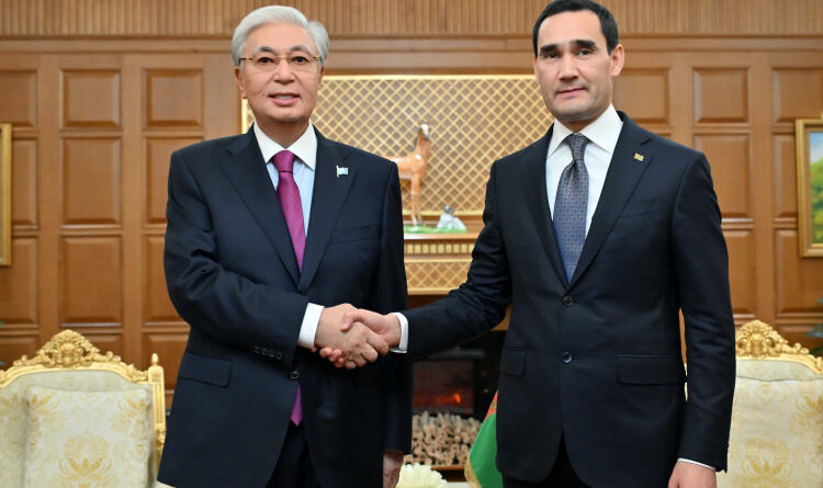 МЕМЛЕКЕТ БАСШЫСЫ ТҮРІКМЕНСТАН ПРЕЗИДЕНТІМЕН КЕЗДЕСТІ