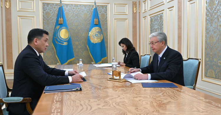 ПРЕЗИДЕНТ «ҚАЗАҚСТАН ТЕМІР ЖОЛЫ» КОМПАНИЯСЫНЫҢ БАСШЫСЫН ҚАБЫЛДАДЫ