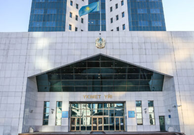 ҮКІМЕТ КӨЛЕҢКЕЛІ ЭКОНОМИКАҒА ҚАРСЫ 2026–2028 ЖЫЛДАРҒА АРНАЛҒАН ЖОСПАРДЫ БЕКІТТІ