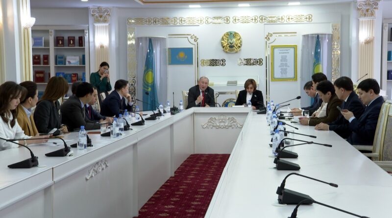 БАС РЕДАКТОРЛАР КЛУБЫ ЖАҢА КОНСТИТУЦИЯ ЖОБАСЫН ҚОЛДАЙТЫНЫН МӘЛІМДЕДІ