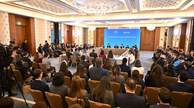 СЕНАТ ТӨРАҒАСЫ ЖАҢА КОНСТИТУЦИЯ ЖОБАСЫ ТУРАЛЫ: МЕМЛЕКЕТ БАСШЫСЫНЫҢ РЕФОРМАЛАРЫ АЯСЫНДА ТОПТАСУ АСА МАҢЫЗДЫ