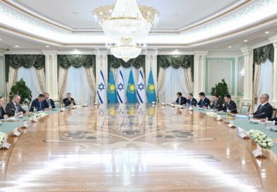 ҚАЗАҚСТАН МЕН ИЗРАИЛЬ ПРЕЗИДЕНТТЕРІ КЕҢЕЙТІЛГЕН ҚҰРАМДА КЕЛІССӨЗ ӨТКІЗДІ