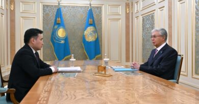 Президент Еңбек және халықты әлеуметтік қорғау министрі Асқарбек Ертаевты қабылдады