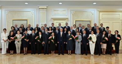 ПРЕЗИДЕНТ МЕДИЦИНА ҚЫЗМЕТКЕРЛЕРІНЕ МЕМЛЕКЕТТІК НАГРАДАЛАР ТАБЫСТАДЫ