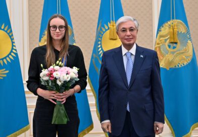 ТОҚАЕВ ЕЛЕНА РЫБАКИНАНЫ III ДӘРЕЖЕЛІ «БАРЫС» ОРДЕНІМЕН МАРАПАТТАДЫ