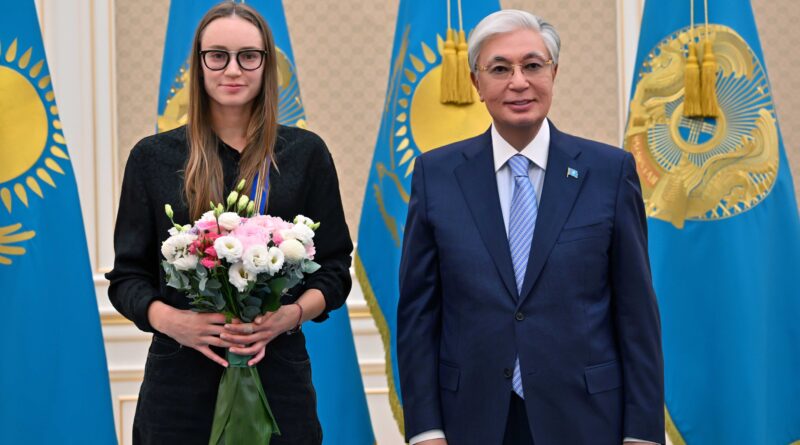 ТОҚАЕВ ЕЛЕНА РЫБАКИНАНЫ III ДӘРЕЖЕЛІ «БАРЫС» ОРДЕНІМЕН МАРАПАТТАДЫ