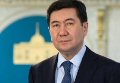 ЕРЛАН ҚОШАНОВ ҚАЗАҚСТАН ХАЛЫҚ КЕҢЕСІНІҢ ТӨРАҒАСЫ БОЛЫП САЙЛАНДЫ