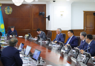ОЛЖАС БЕКТЕНОВ ЭКОНОМИКАЛЫҚ САЯСАТ ЖӨНІНДЕГІ КЕҢЕС ОТЫРЫСЫН ӨТКІЗДІ